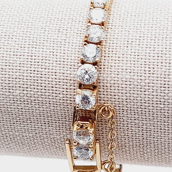 Vintage CZ Clear Rhinestone Tennis Bracelet - 7 1/4 Inches - RS Fold Over Clasp - Picture 3 of 10